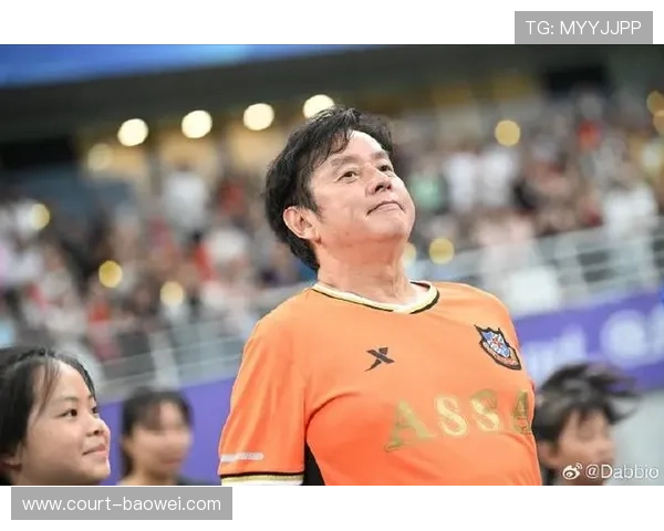 与足球明星面对面时如何得体交流的技巧与建议