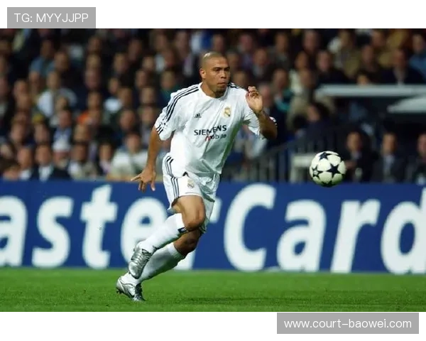 老将前锋再度闪耀绿茵场见证足球传奇精神永不褪色